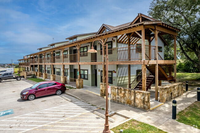 Foto del edificio - Energy Lodge Kenedy