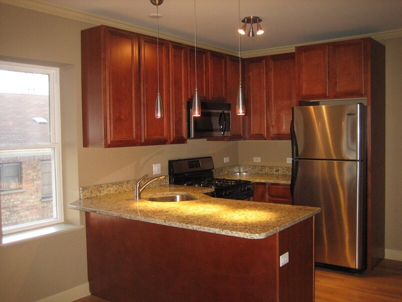 Primary Photo - 6414 N Paulina St