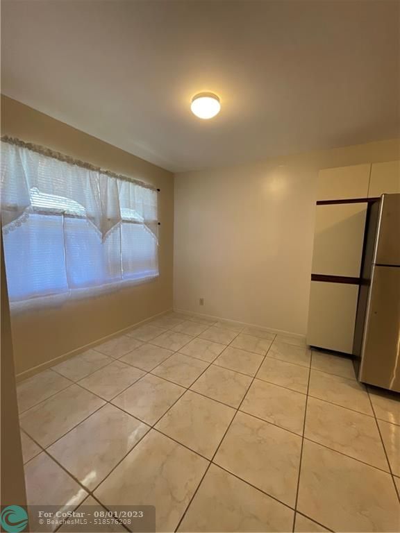 Building Photo - 7625 Tahiti Ln