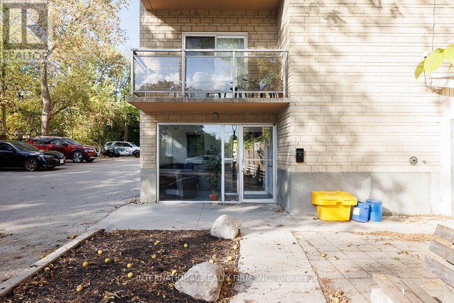 Building Photo - 93 High St