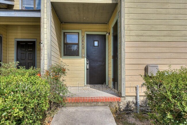 Building Photo - 2840 Ferret Ct