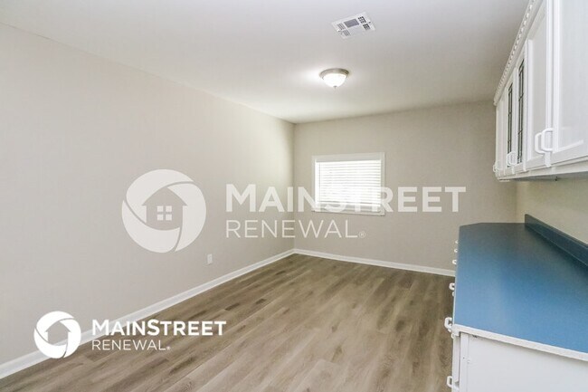 Foto del edificio - 1119 Elmhurst St