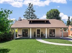 Building Photo - 977 N Hill St