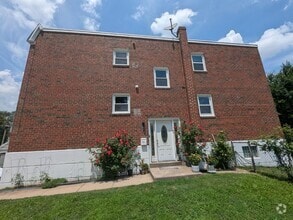 Building Photo - 125 Lockart Plaza