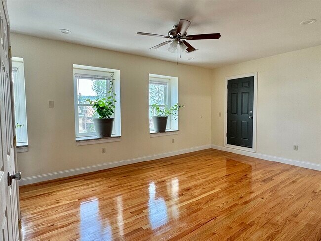 Foto del edificio - 60 Mather St