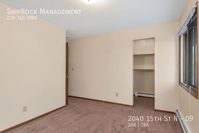 Foto del edificio - 2040 15th St N