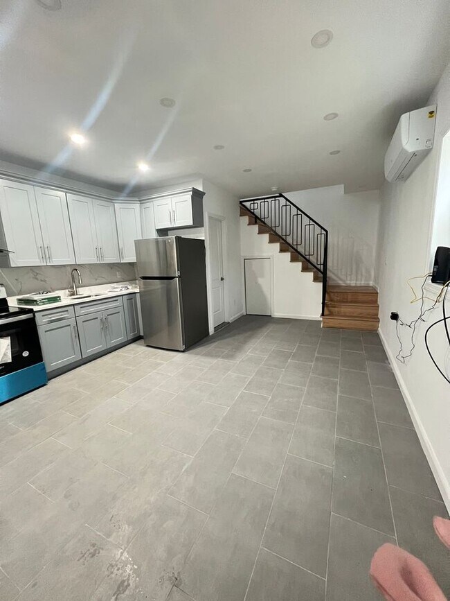 Foto del edificio - 14602 184th St