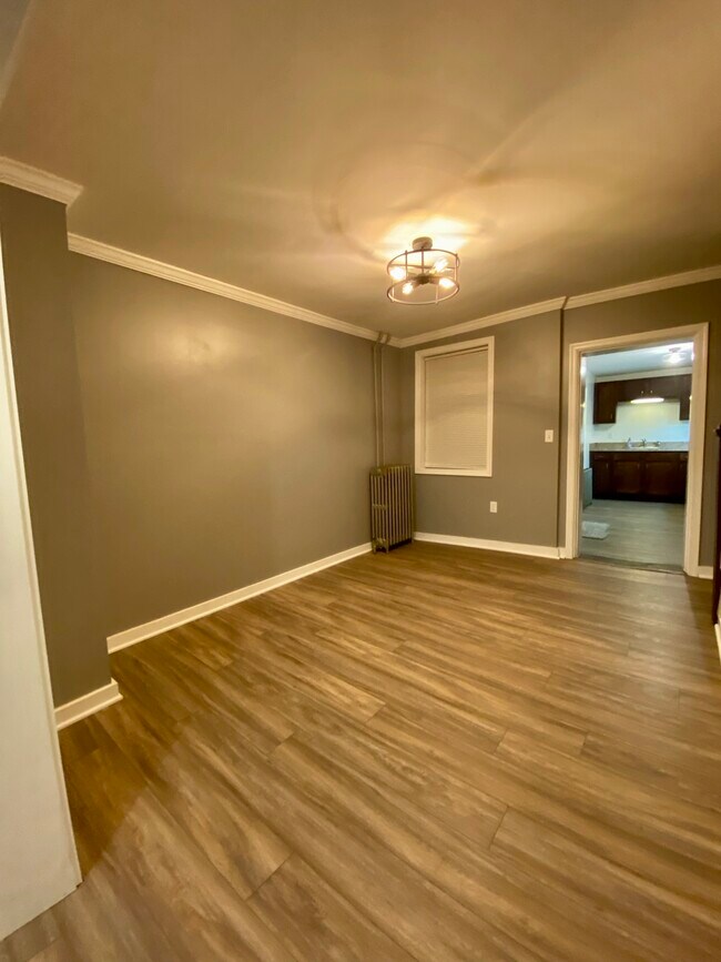 121 E Vine St, Lancaster, PA 17602 House Rental in Lancaster, PA