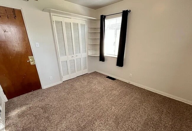 Building Photo - 1385 Otis St