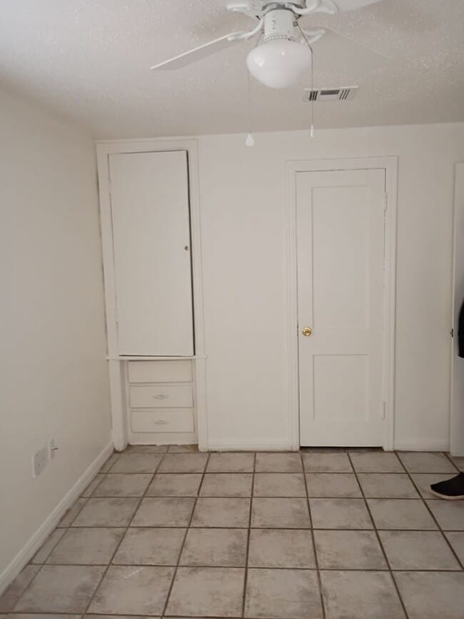 Foto del edificio - 3637 Teal Dr