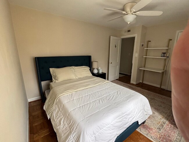 Building Photo - 6610 Potomac Ave