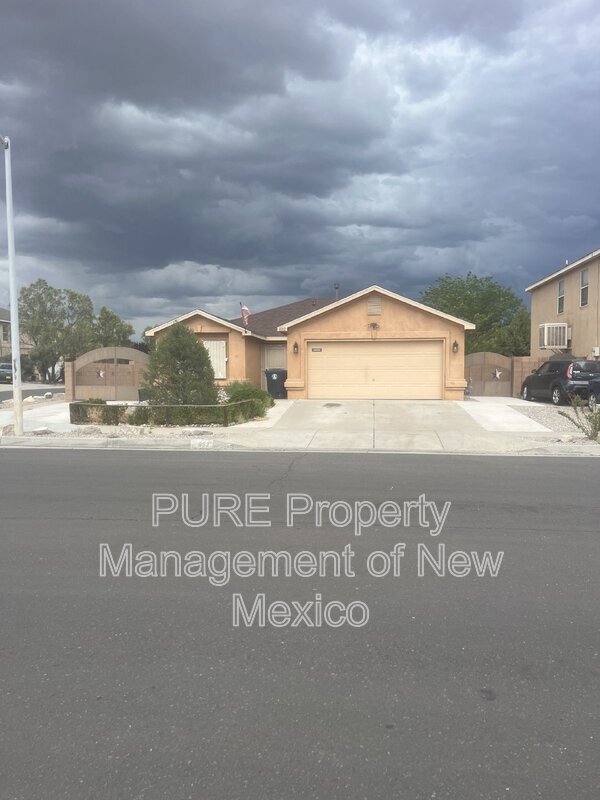 Primary Photo - 652 Quailbrush Dr NW