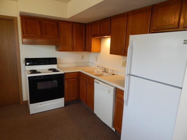 Cocina - G.T. Woods Property Management