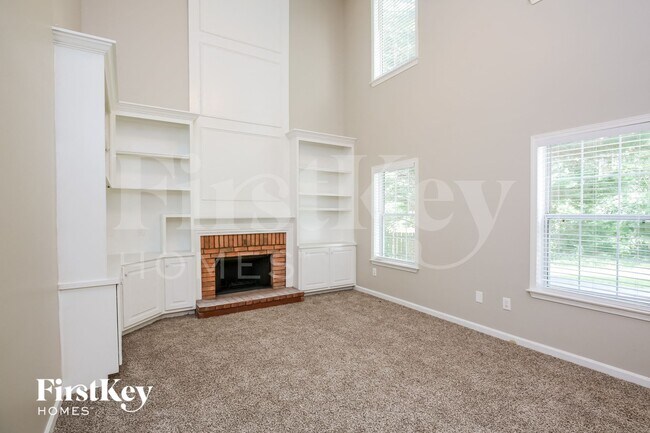 Foto del edificio - 1577 Pinebreeze Dr
