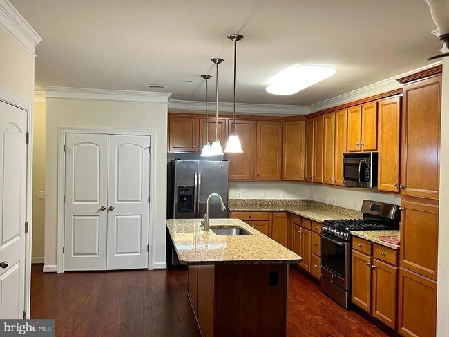Building Photo - 13723 Neil Armstrong Ave
