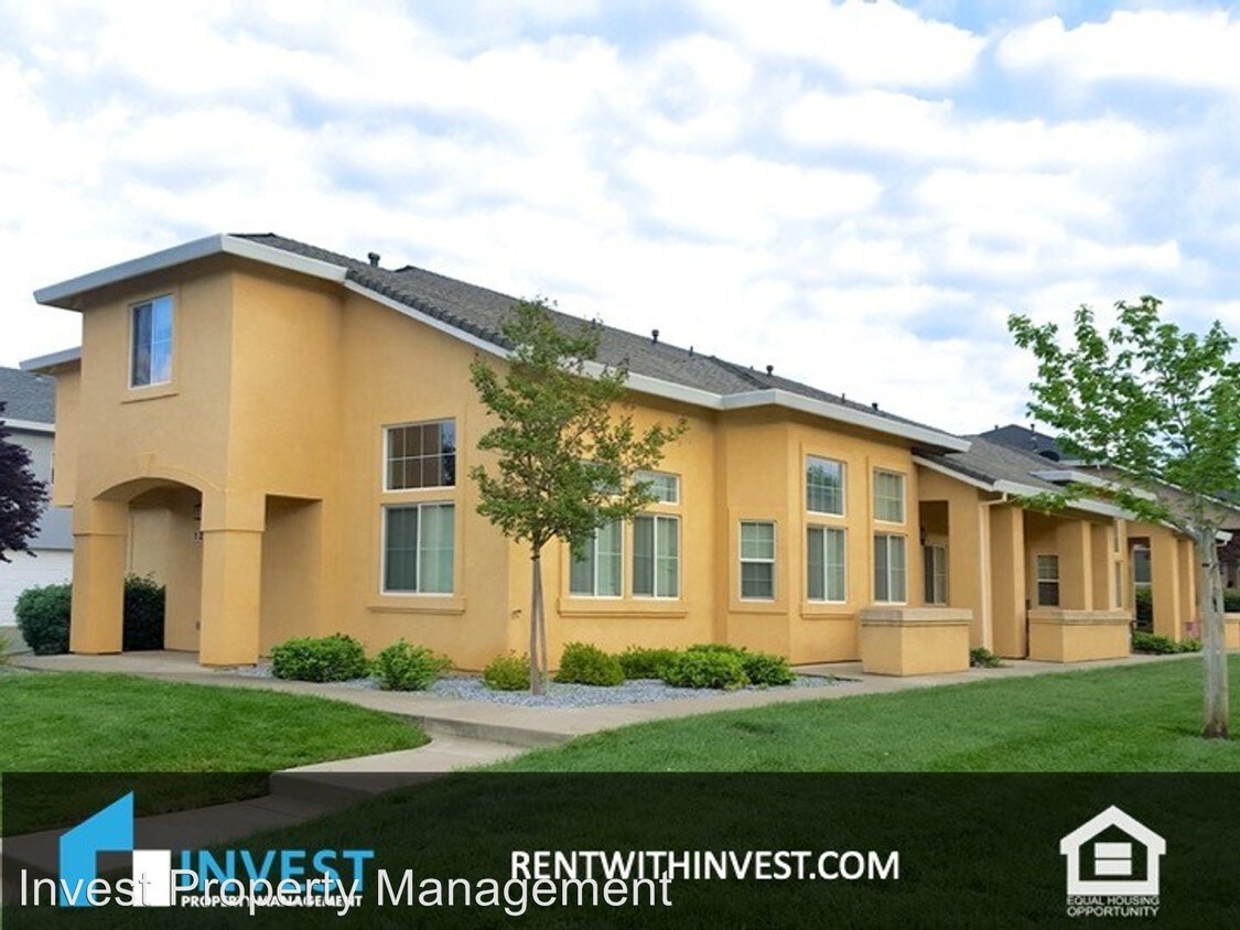 Foto principal - 1263 Heavenly Oak Ln