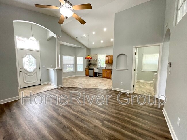 Building Photo - 5753 Eden Ln