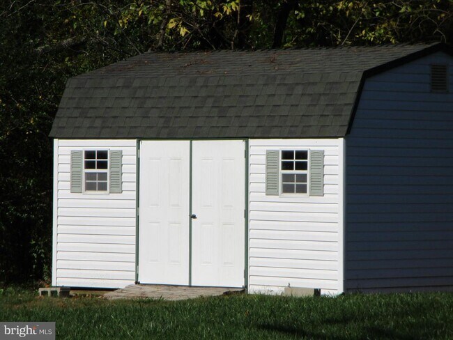 Foto del edificio - 18200 Point Lookout Rd