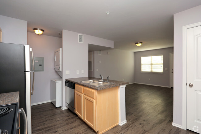 2BR - Kitchen - Classen Crossing