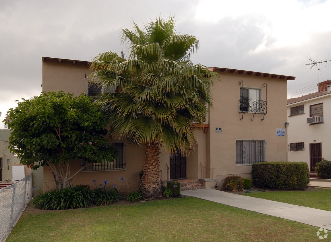 Foto del edificio - 4720 10th Ave