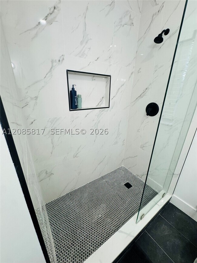 Foto del edificio - 850 SW 5th St