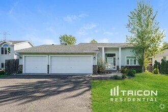 Building Photo - 2831 Carver Park Cir