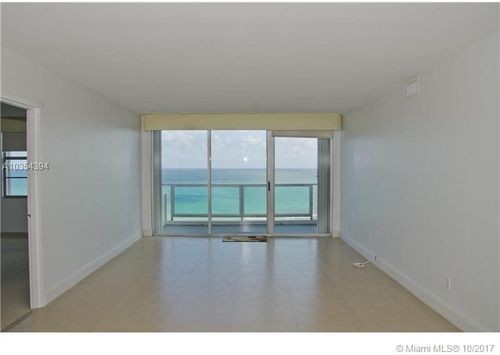 Foto del edificio - 5161 Collins Ave