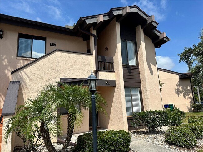 Foto del edificio - 6191 Timberlake Dr