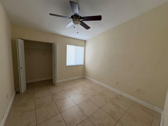 Foto del edificio - 6235 SW 47th Manor