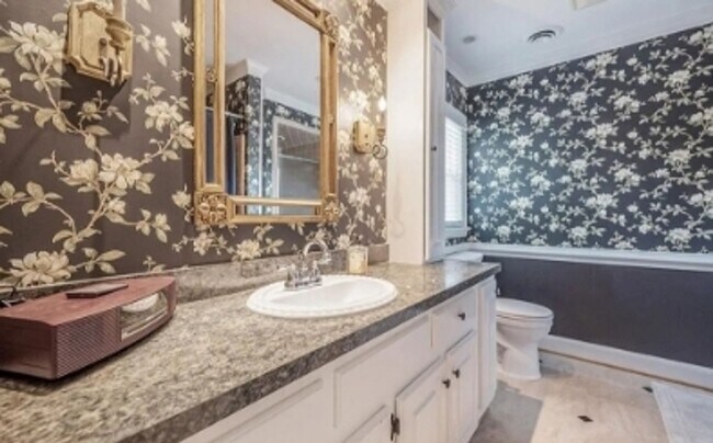Foto del edificio - Gorgeous house for rent in Chesapeake.