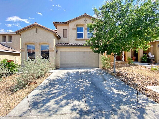 Building Photo - 4 BEDROOM + DEN 3 BATH HOME IN NORTHWEST