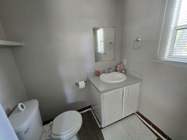 Foto del edificio - 11211 East Bay Rd