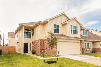 Building Photo - 18615 Bell Ravine Dr