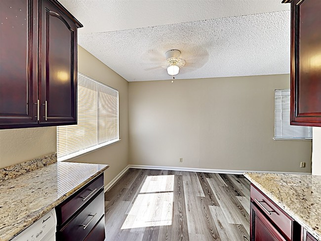 Building Photo - 3259 Marshall Way
