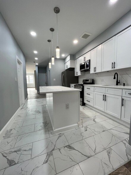 Foto del edificio - 326 70th St