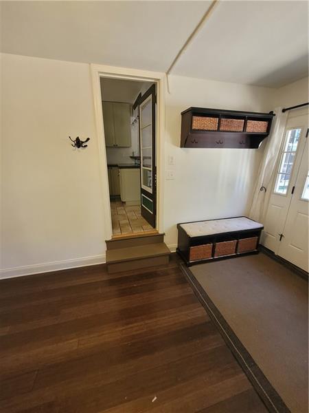 Foto del edificio - 3209 Deer Path Ln