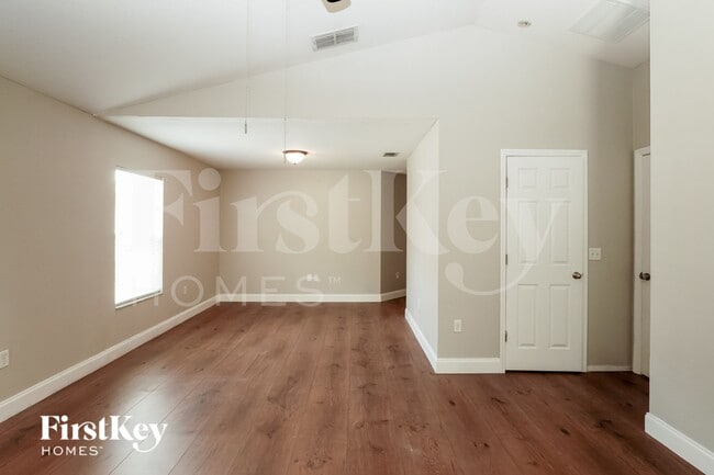 Building Photo - 3470 Heath Dr