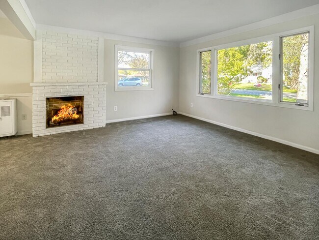 Building Photo - 6643 Buck Creek Ave SW