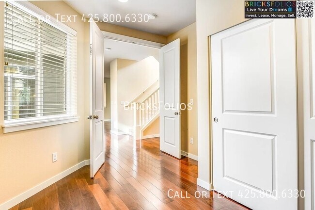 Foto del edificio - 10495 Sheridan Cres NE