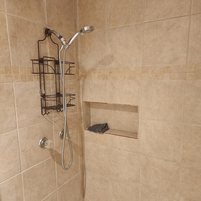 Foto del edificio - 21319 Park Orchard Dr