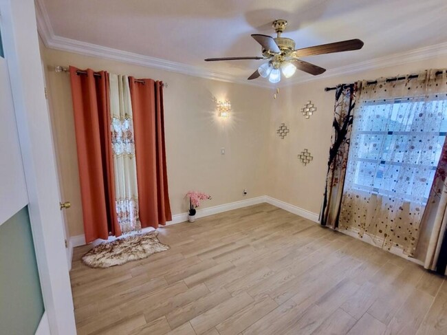 Foto del edificio - 608 NW 13th St