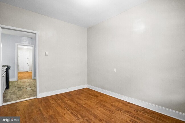 Building Photo - 1460 N 56th St