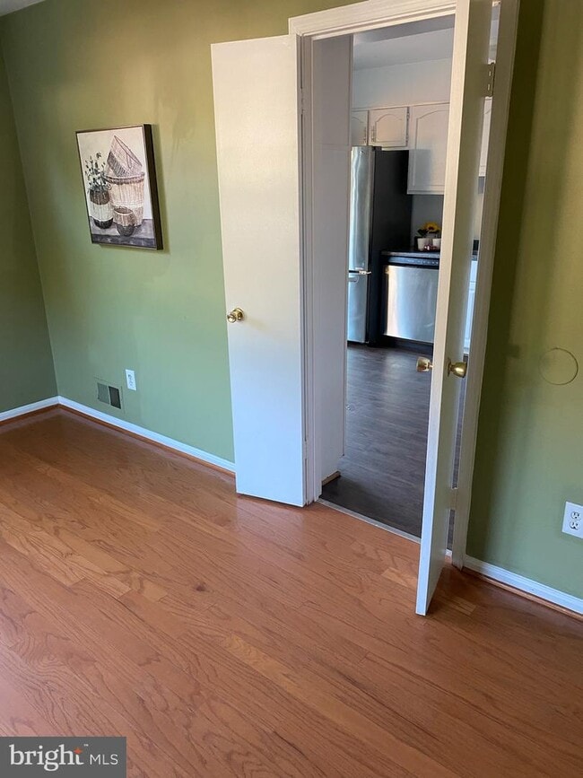 Building Photo - 4766 Tapestry Dr