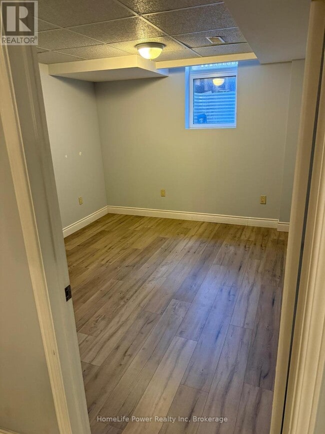 Building Photo - 3702 Densbury Dr