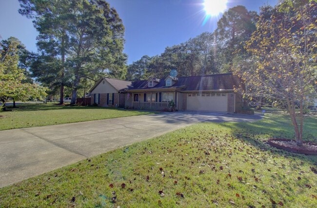 Foto del edificio - 809 Barrington Dr