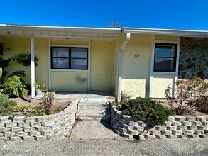 Building Photo - 4052 Bayshore Dr