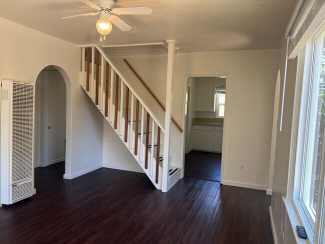 Building Photo - Super Cute 2BD/2BA House in SLO