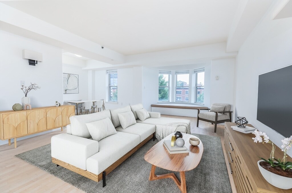 Foto principal - 910 Beacon St