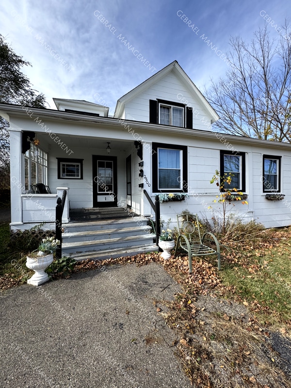 Building Photo - 2500 S Saginaw St