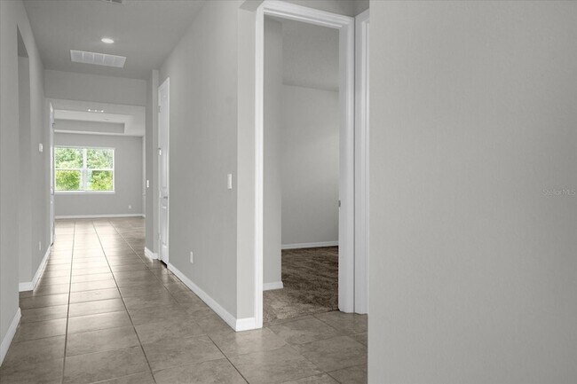 Foto del edificio - 2124 Live Oak Lake Rd